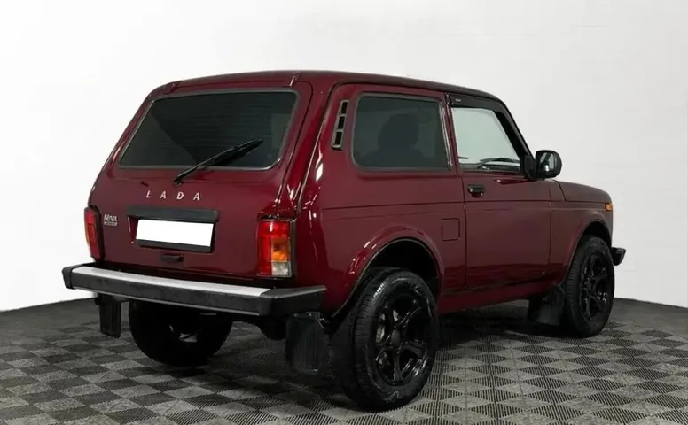 Niva Legend