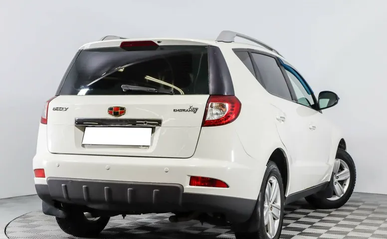 Geely Emgrand X7