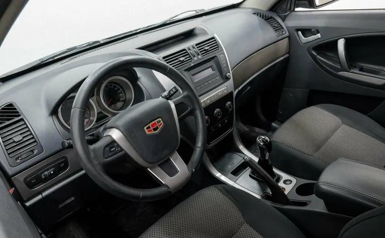 Geely Emgrand X7