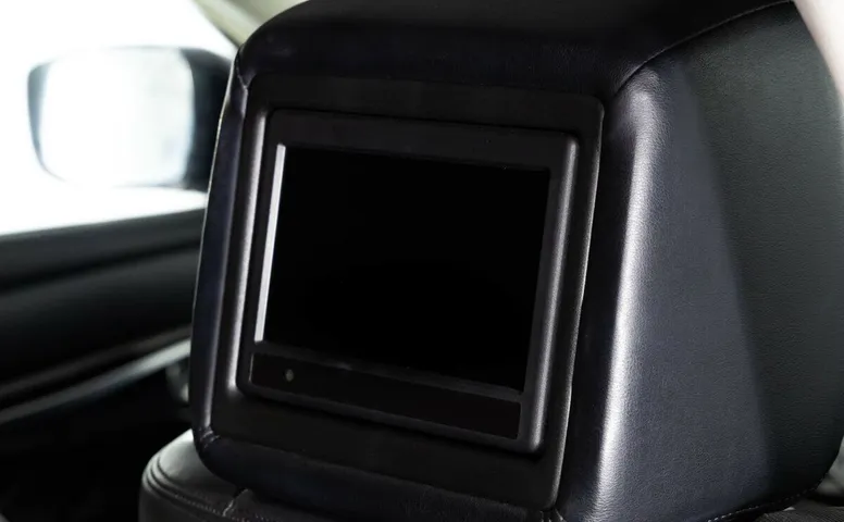 Infiniti M