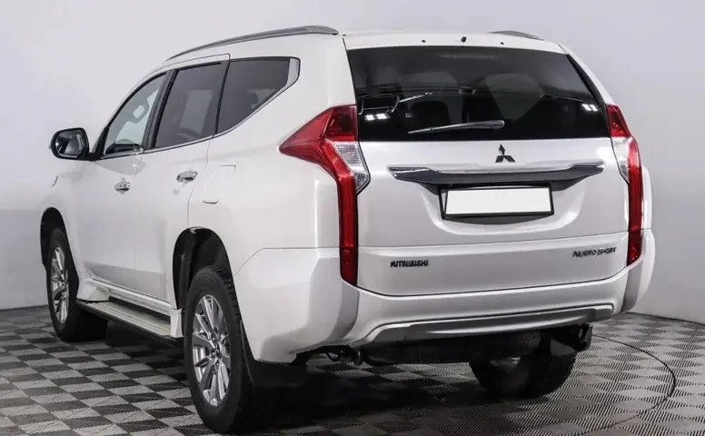 Mitsubishi Pajero Sport