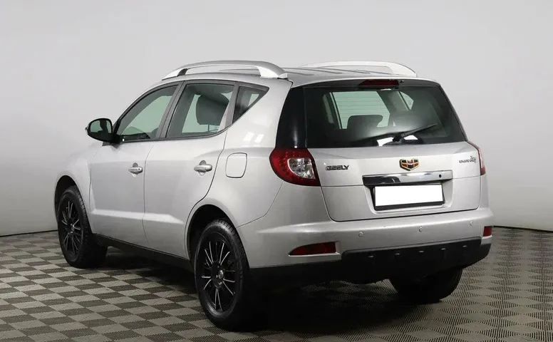 Geely Emgrand X7