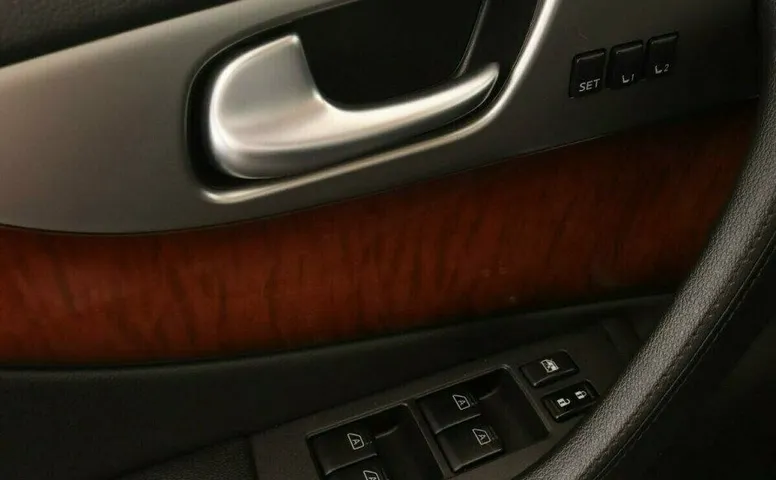 Infiniti FX