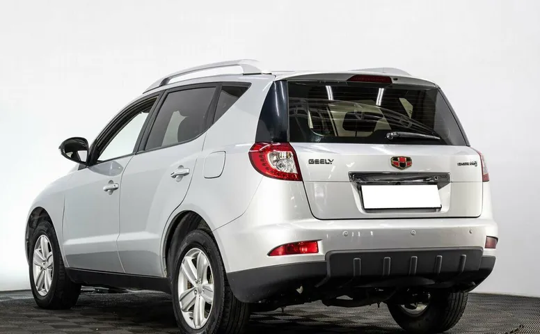 Geely Emgrand X7