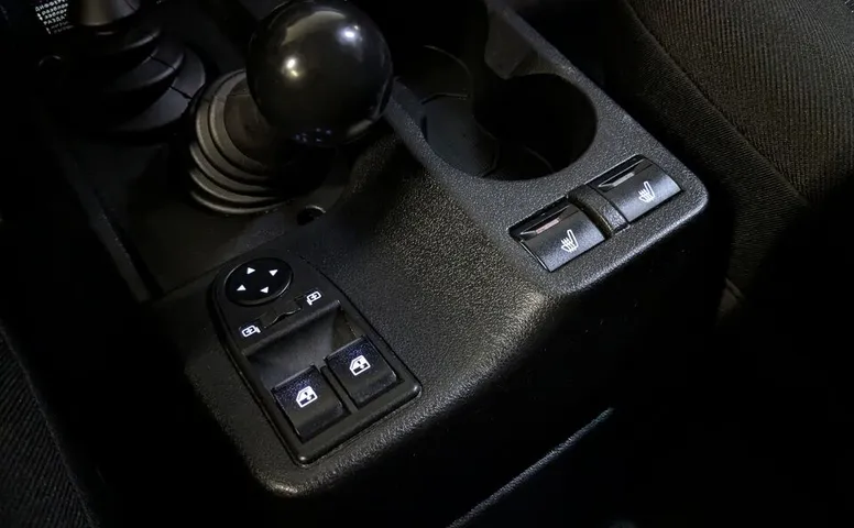 Niva Legend