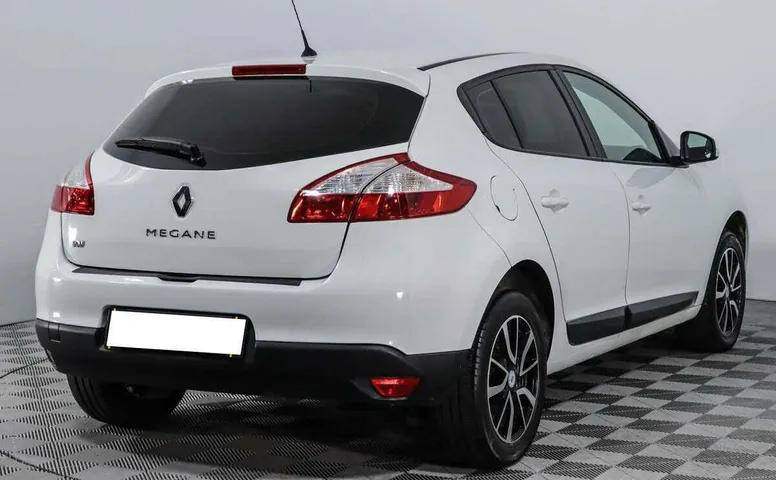 Renault megane cvt 2015 с пробегом 71 000 км