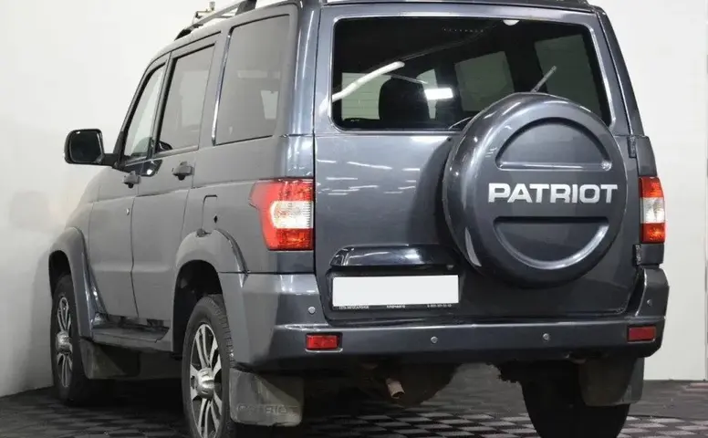УАЗ Patriot