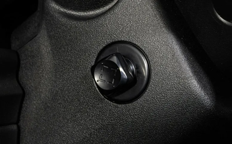 Infiniti M