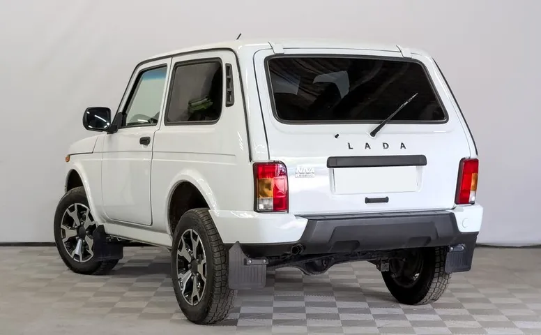 Niva Legend