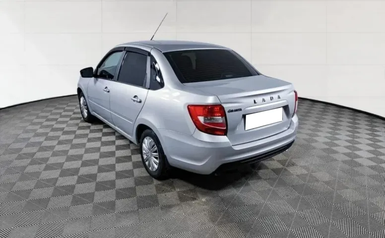 LADA (ВАЗ) Granta