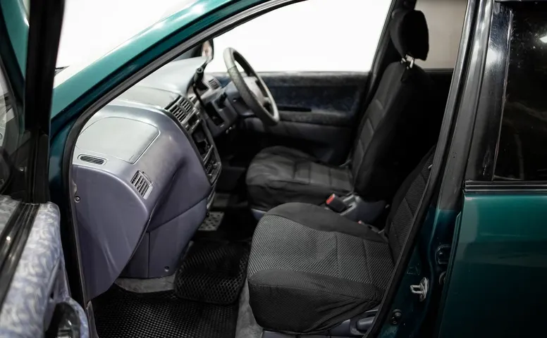 Toyota Ipsum, 2 поколение