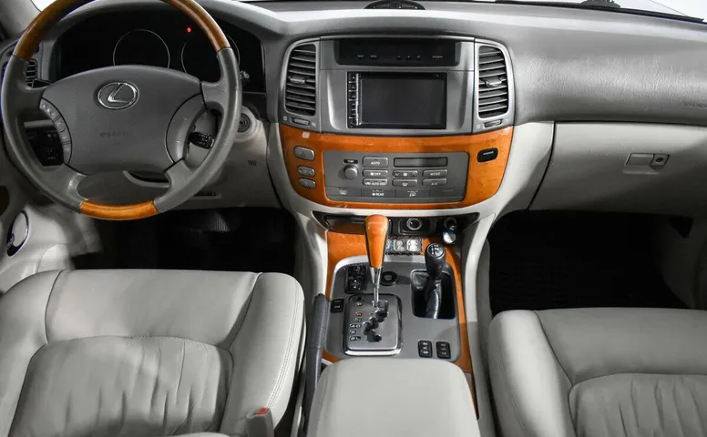  Lexus LX