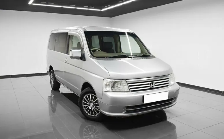 Honda Stepwgn V