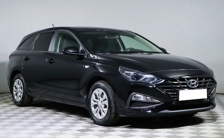 i30