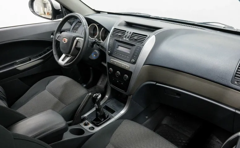 Geely Emgrand X7