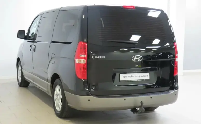 Hyundai H-1