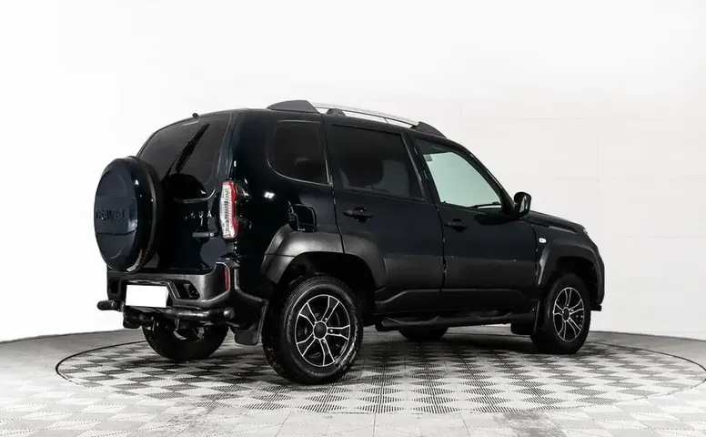 Niva Travel