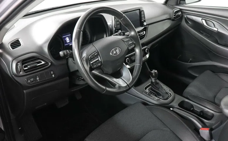 i30