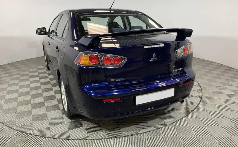 Mitsubishi Lancer