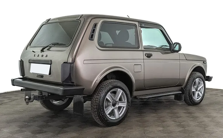 Niva Legend