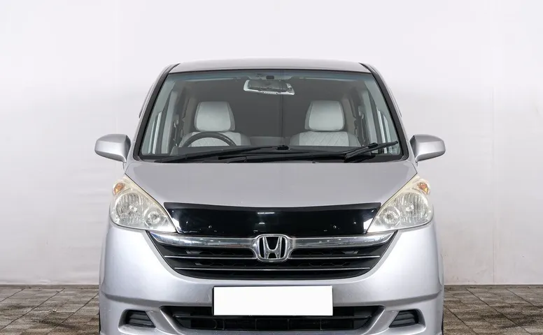 Honda Stepwgn V