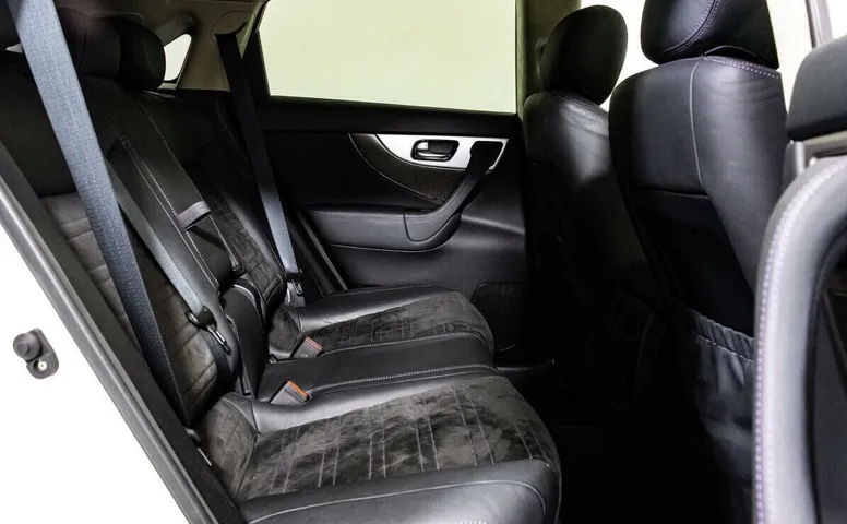 Infiniti FX