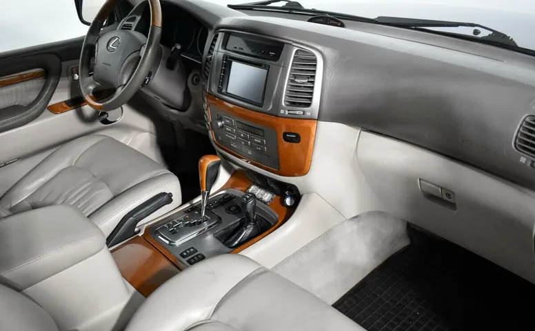  Lexus LX