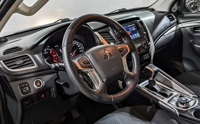 Pajero Sport