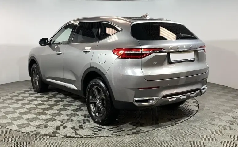 Haval F7