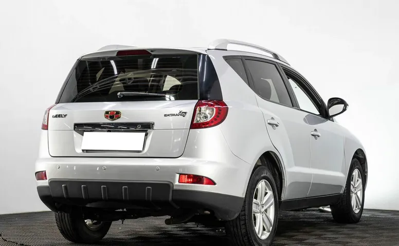 Geely Emgrand X7