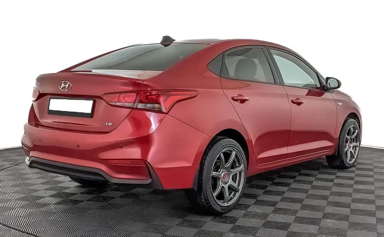 Hyundai Solaris