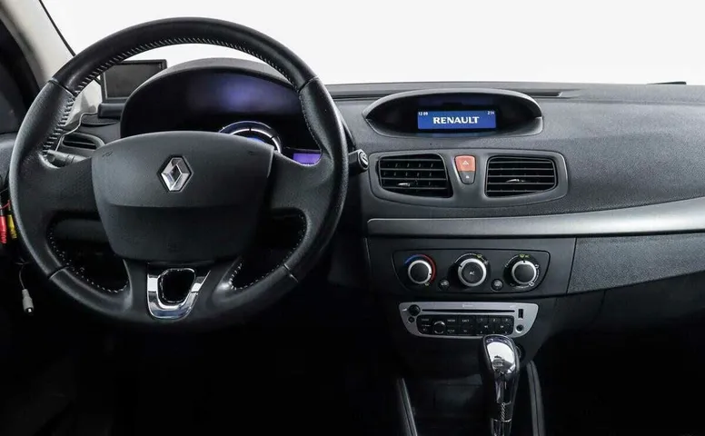 Renault megane cvt 2015 с пробегом 71 000 км