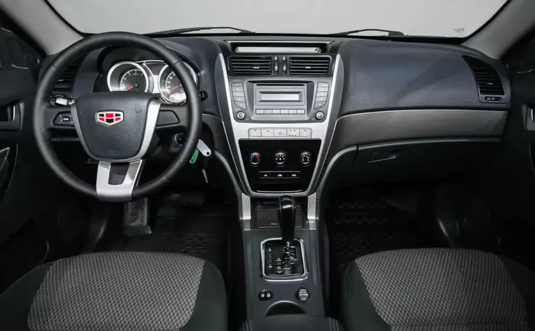 Geely Emgrand X7
