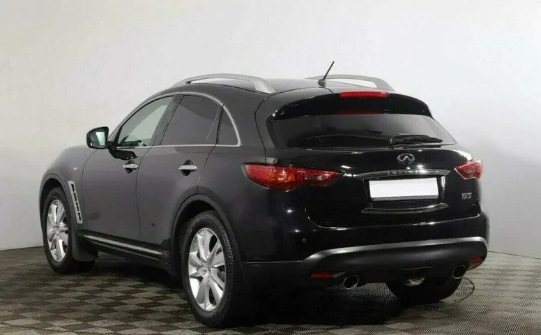 Infiniti FX