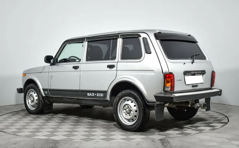 LADA (ВАЗ) 2131 (4x4)