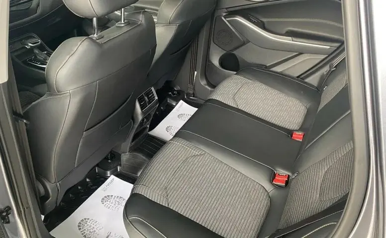 JAC JS4