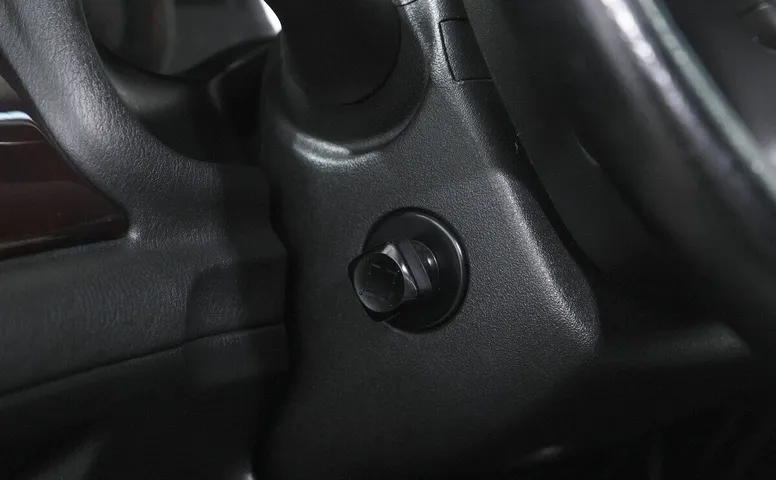 Infiniti M