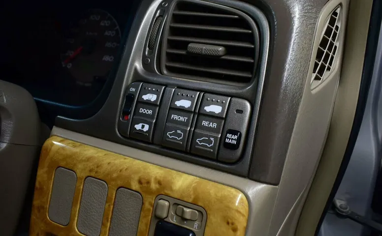 Honda Stepwgn V