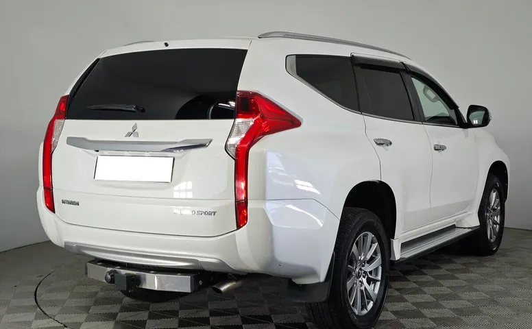 Mitsubishi Pajero Sport