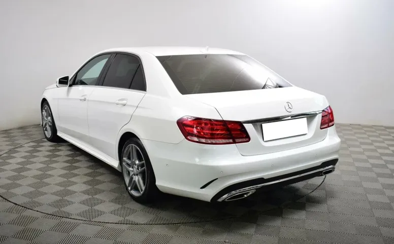 Mercedes-Benz E-Класс