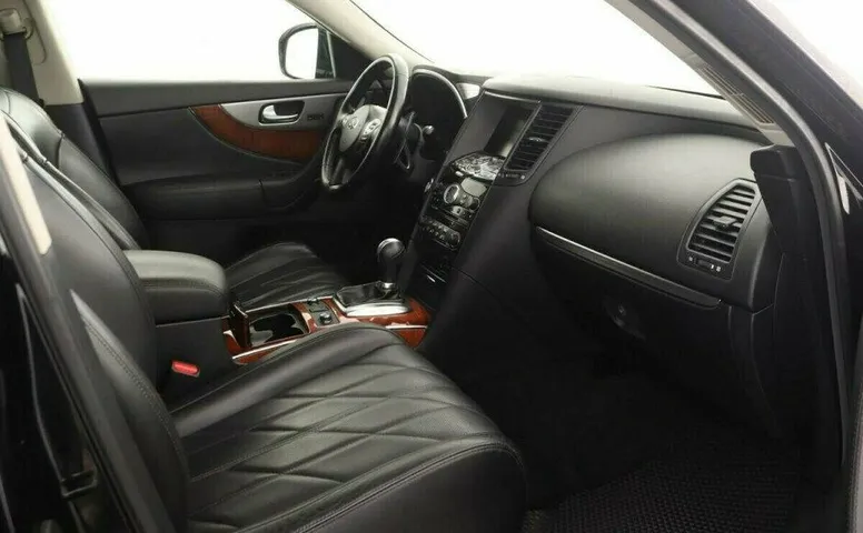 Infiniti FX