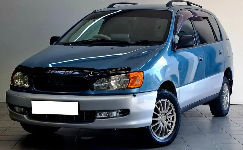 Toyota Ipsum