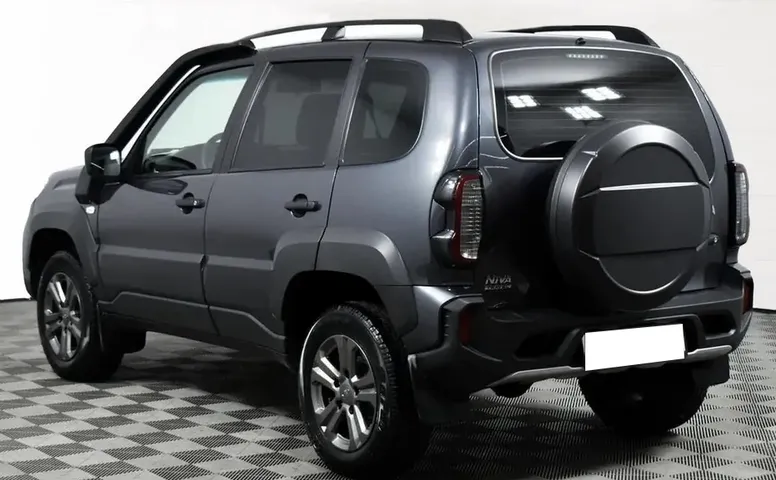 Niva Travel