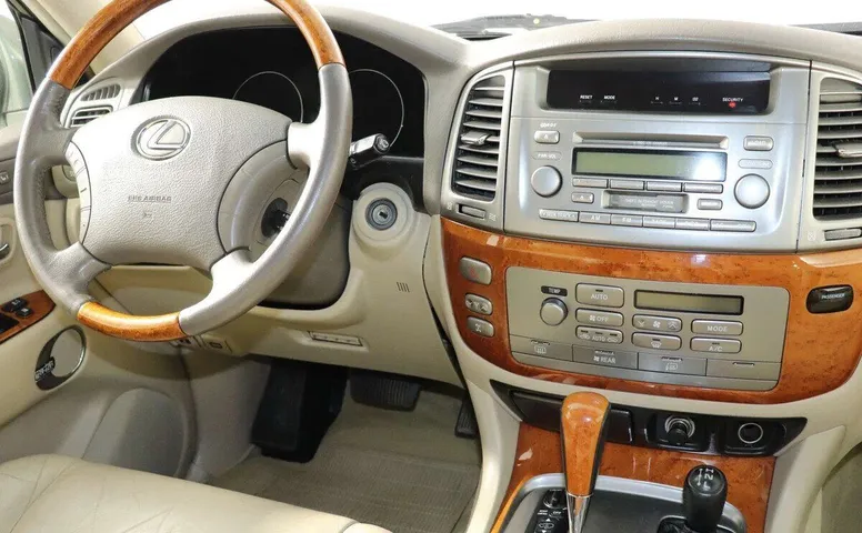  Lexus LX