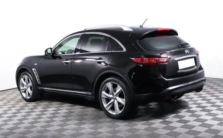 Infiniti FX