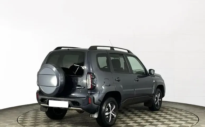 Niva Travel