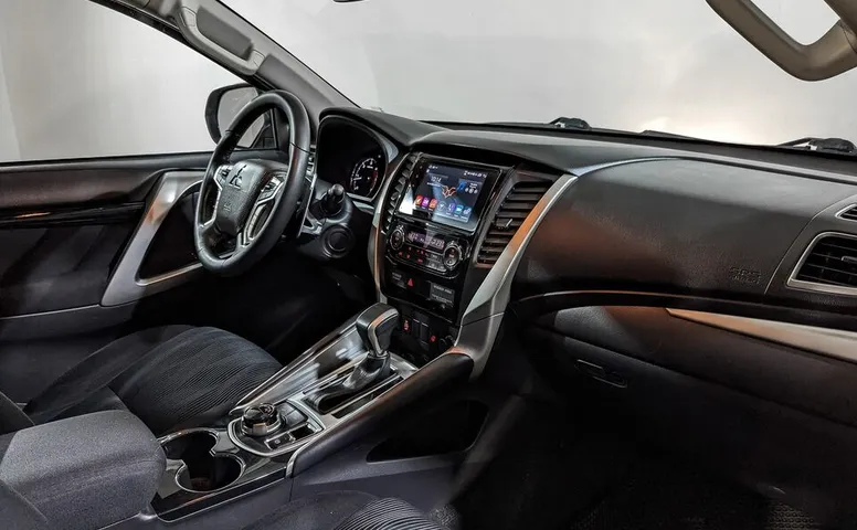 Pajero Sport