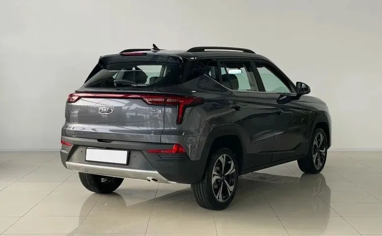 JAC JS4