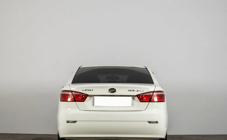 Lifan solano