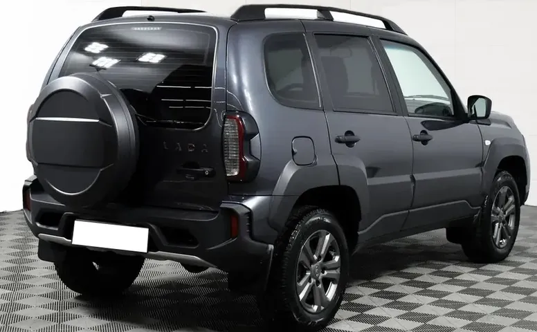 Niva Travel
